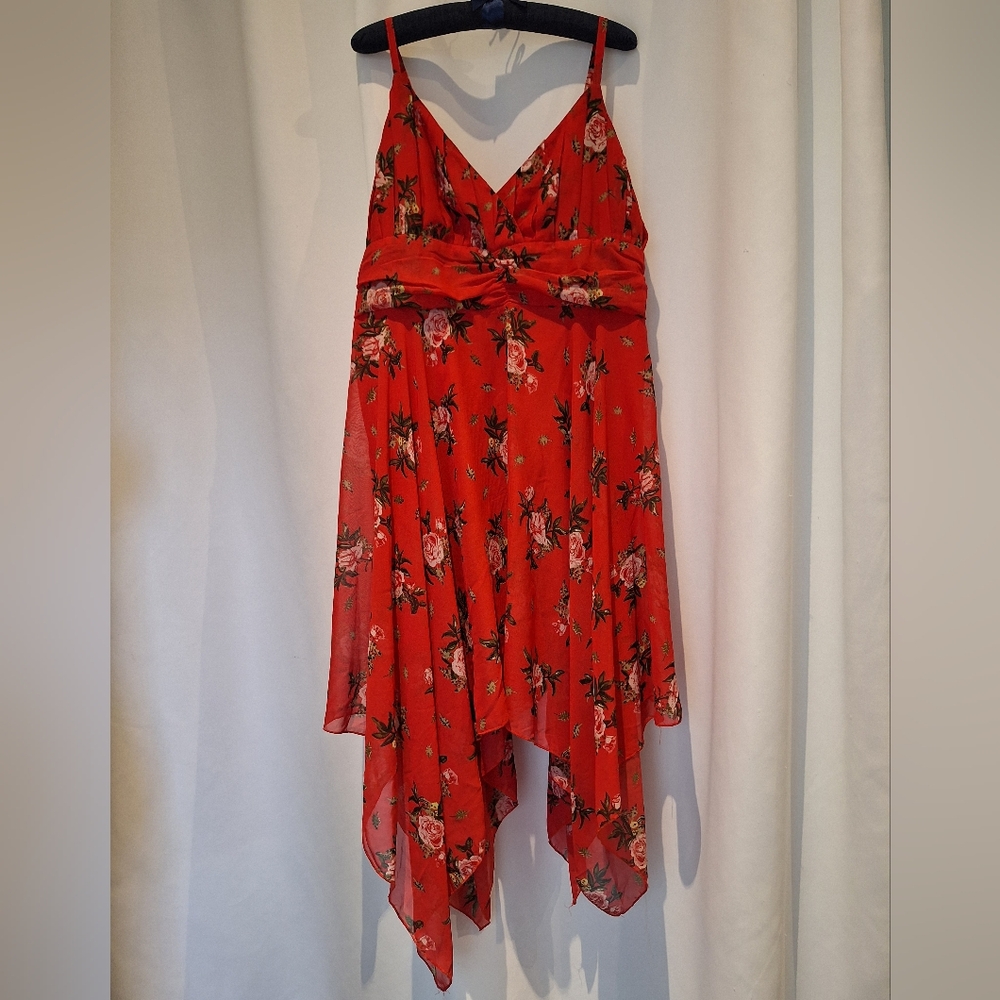 Shore Drive red Floral handkerchief, sweetheart neckline dress size 2XL